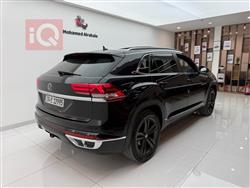 ڤۆڵکسواگن ئەتڵەس کرۆس سپۆرت